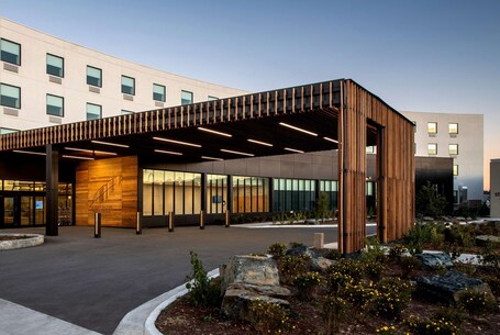 Wyndham Garden Winnipeg Airport - Image 1
