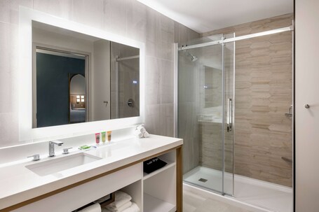 Wyndham Garden Winnipeg Airport - Image 30