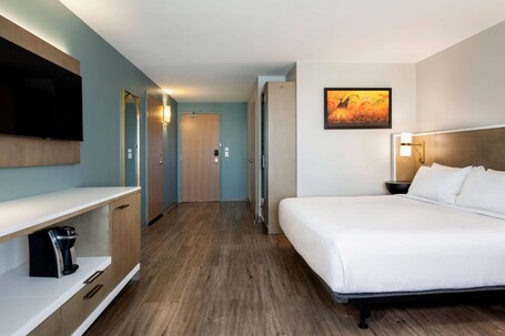 Wyndham Garden Winnipeg Airport - Image 25