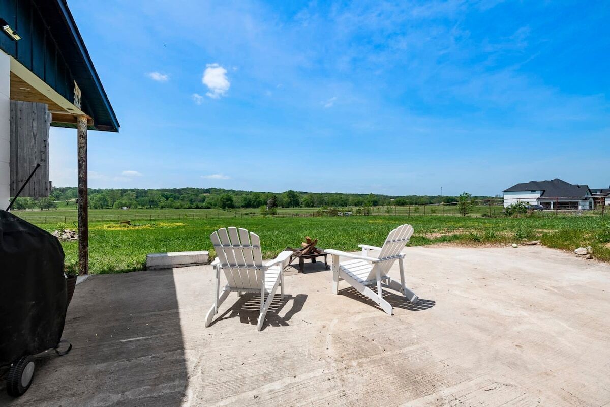 Chic Milkbarn: Peace, Culture & Rustic Charm