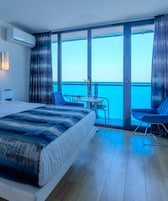 Panoramic Double Room | Hypo-allergenic bedding, memory foam beds, minibar, blackout drapes