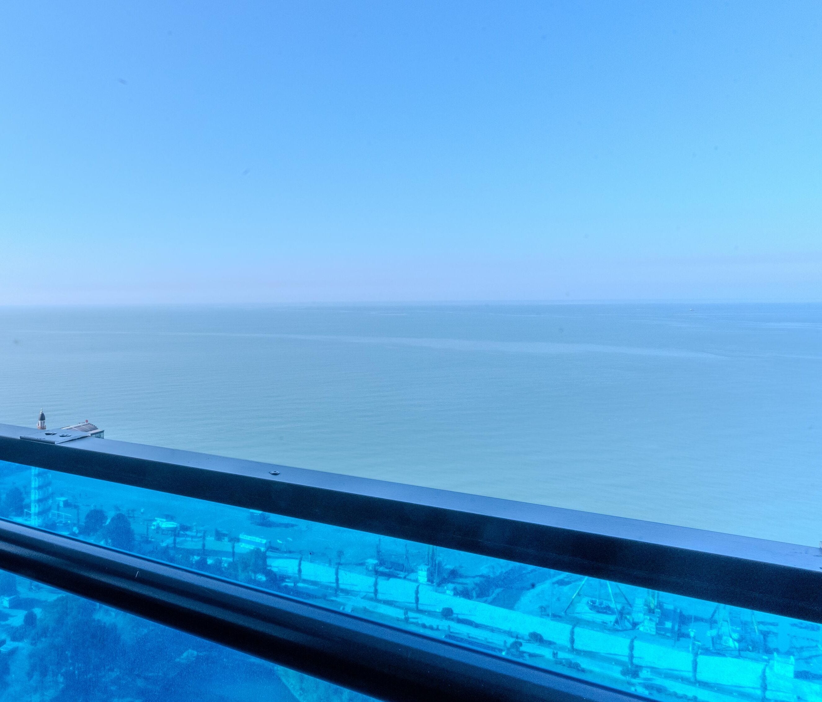 Dobbeltrom – panorama | Utsikt mot strand/hav