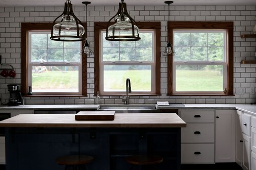 Quiet Country Escape - 15 Minutes to Notre Dame