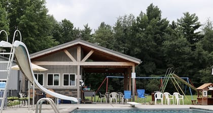 Quiet Country Escape - 15 Minutes to Notre Dame