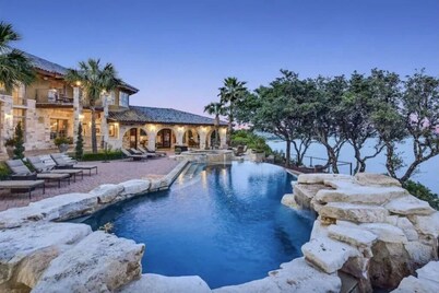 Panoramic Lake Travis Views! Mothers day, Memorial Day, & June specials