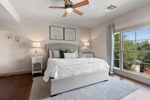 7 bedrooms, iron/ironing board, travel cot, free WiFi