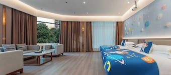 Yichang Xiazhou Yiling Hotel (Jiefang Road Pedestrian Street, Yanjiang Avenue)