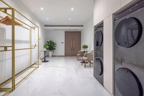 Interior - Yichang Xiazhou Yiling Hotel (Jiefang Road Pedestrian Street, Yanjiang Avenue) (Yichang)