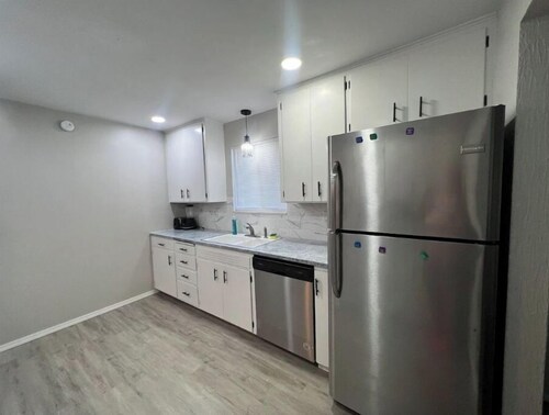 💥HUGE, PRIVATE, 3 BEDROOM/1 BATH NEAR PLU & JBLM💥