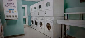 Interior - Atlantic City! Flexible booking and 2 Blocks from the beach! (Atlantic City)