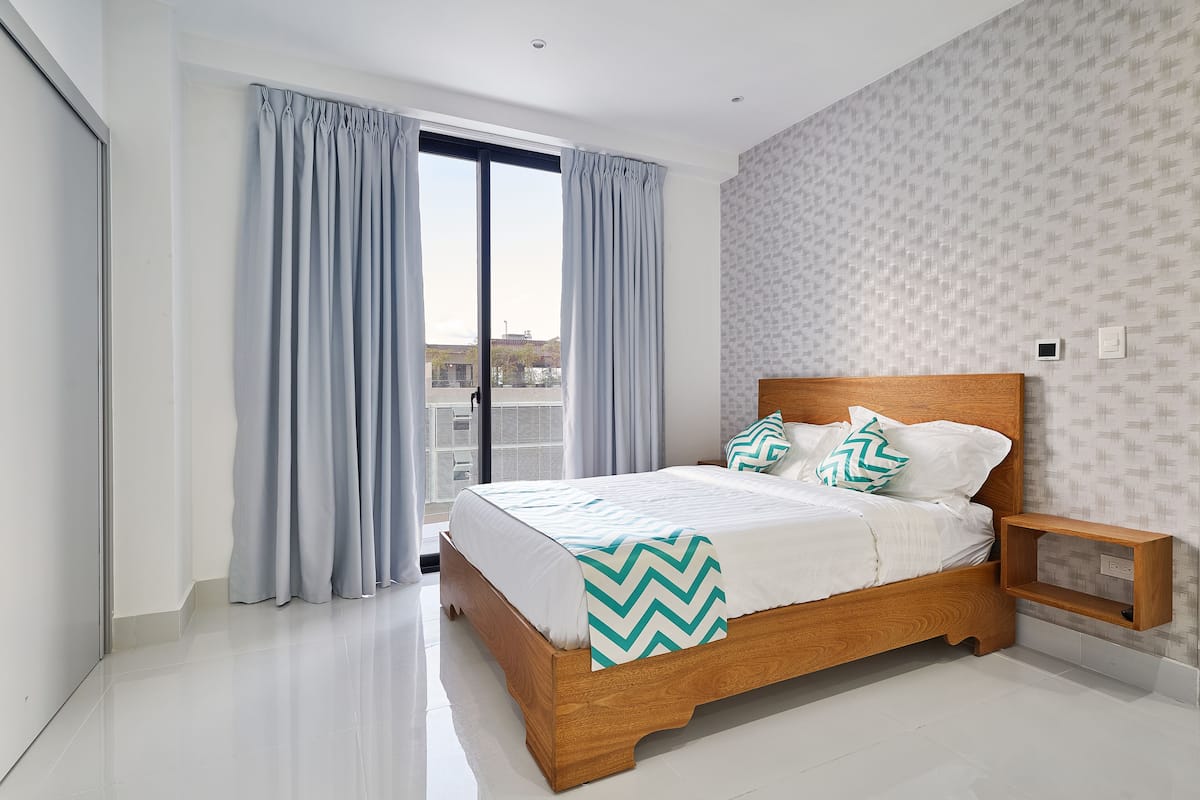 Executive Room, 2 Bedrooms, Non Smoking, City View