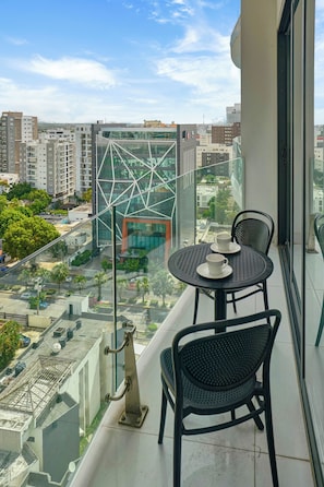 Quarto executivo, 1 quarto, para não fumantes, vista para a cidade | Sacada