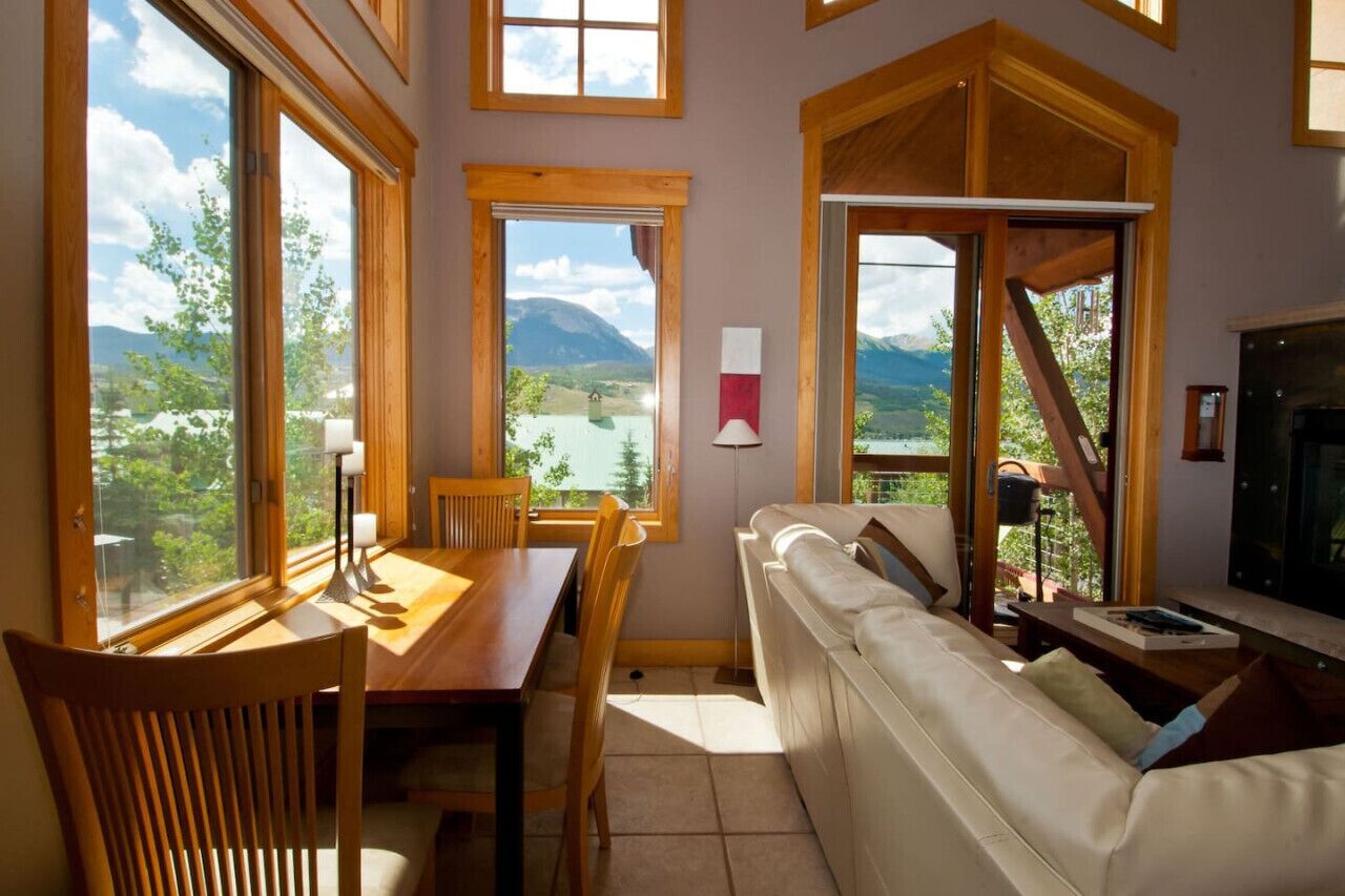 TV, fireplace, DVD player