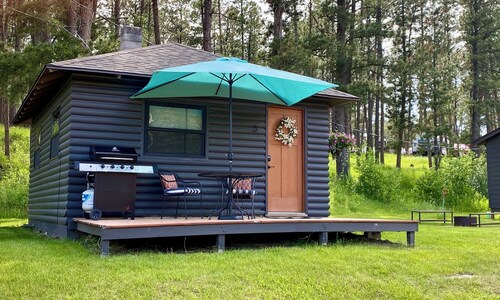 Horse Creek Resort - Cabin 4