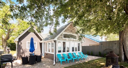 Lake Sawiak Waterfront Haven