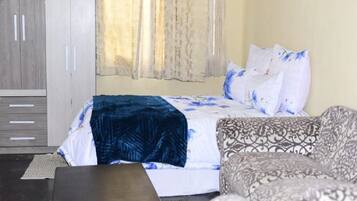 1 bedroom, iron/ironing board, free WiFi, wheelchair access