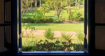 Casa DE Fazenda EM Serra Negra - 5 Suites - Luxo NO Campo