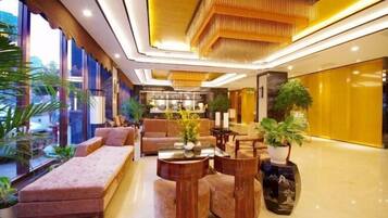 المنشأة من الداخل