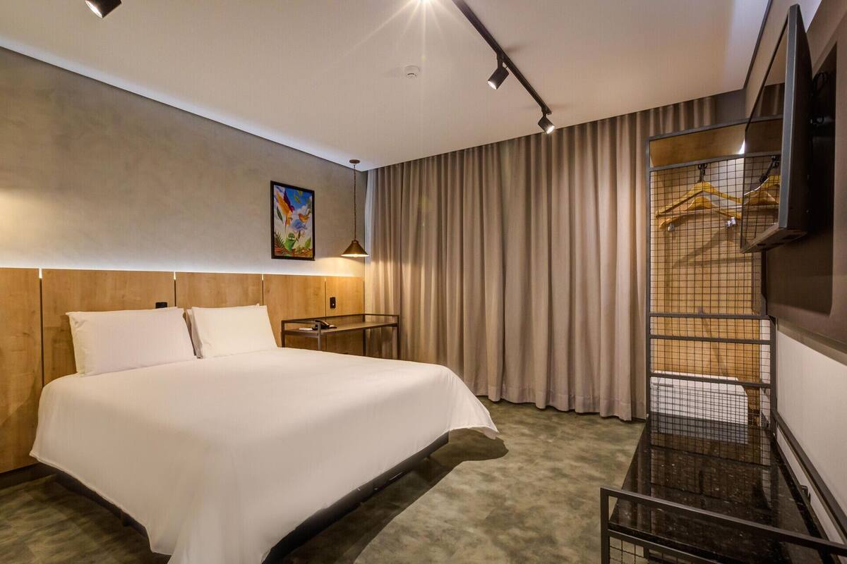 1 Schlafzimmer, Minibar, Zimmersafe, Schreibtisch