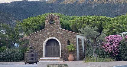 Vacation home from 2 to 14 people in Le lavandou