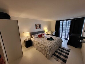 2 bedrooms, WiFi - Waterfront lovely apartment (Miami)