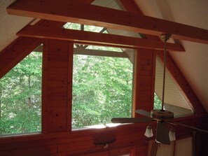 Interior - Faith in Country Pines (Sevierville)