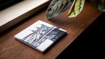 ファミリー ルーム ベッド (複数台) | 防音設備、アイロン / アイロン台、WiFi (無料)、客室ごとに異なる装飾