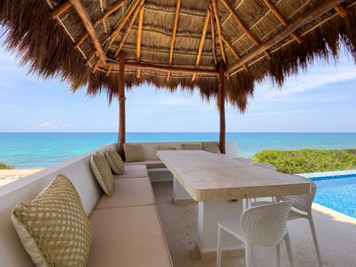 Breathtaking Oceanfront Home! 4 Bedrooms, 4.5 Bathrooms.  OCEAN FRONT POOL