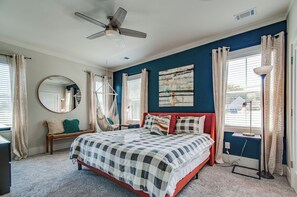 House, Multiple Beds, Kitchen | 2 bedrooms, iron/ironing board, free WiFi, bed sheets - Chic Escape (Nashville)