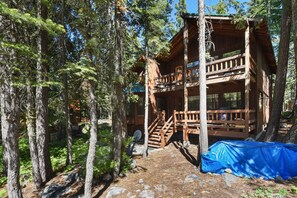 Exterior - Homewood Creekside Cabin (Homewood)