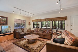 Casa, varias camas, cocina | Vistas desde la habitación