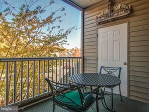 Kondominium, Beberapa Tempat Tidur, balkon | Balkon