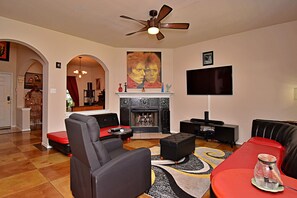 House, Multiple Beds, Kitchen | Living room | TV - Timeless Treasure (Austin)