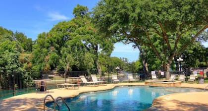 River Run Condo*Downtown NB*Winter Texans Welcome