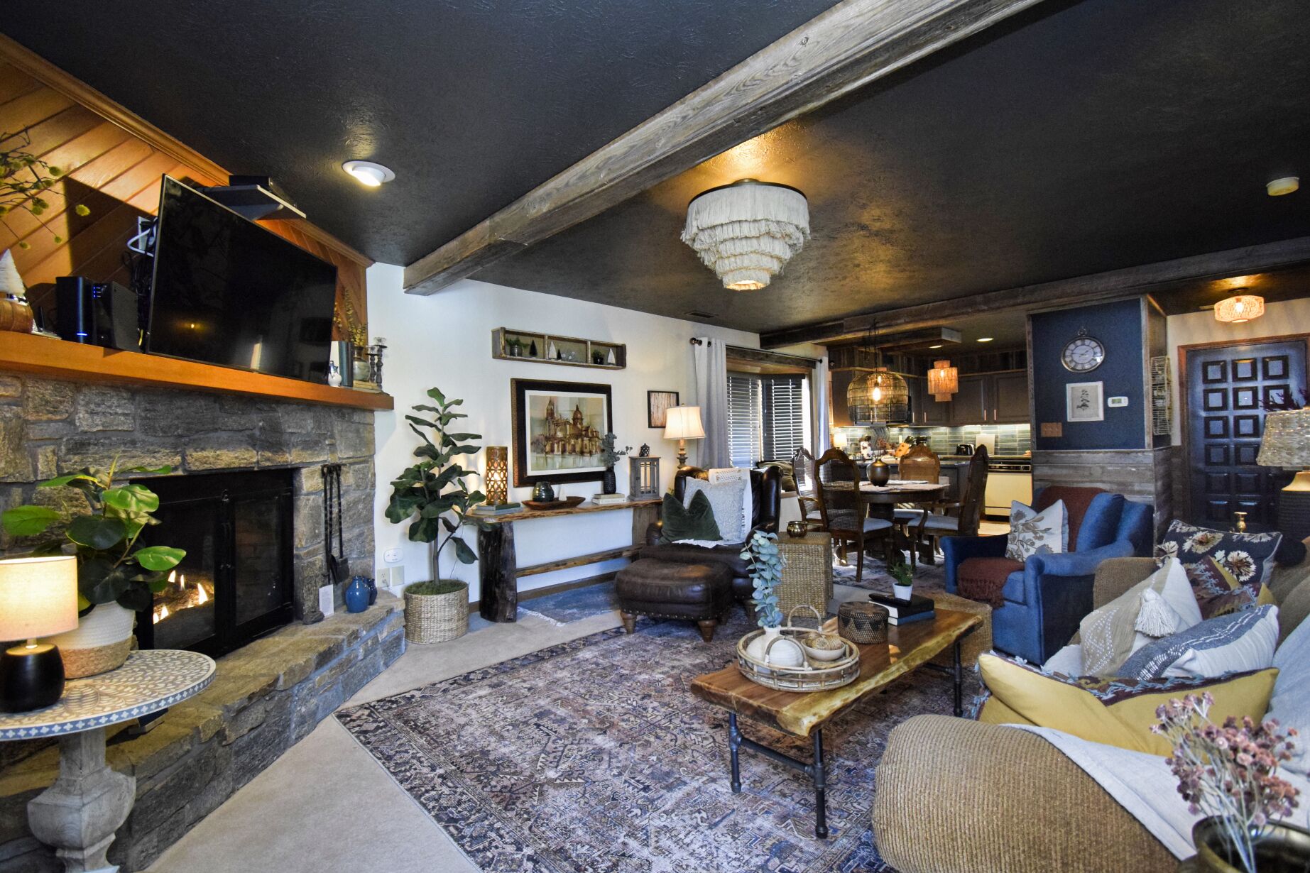 Juniper 10 | Fireplace, Restaurant, Pool, Spa - Blowing Rock, NC