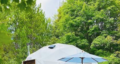 THE STARGAZER GEODOME: Shabby Chic & Very Private