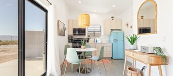 New Listing! Outdoor Grill~Hammocks~Firepit