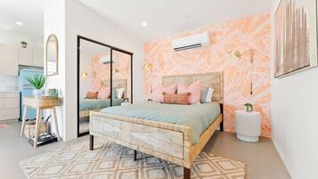 1 bedroom, iron/ironing board, free WiFi, bed sheets