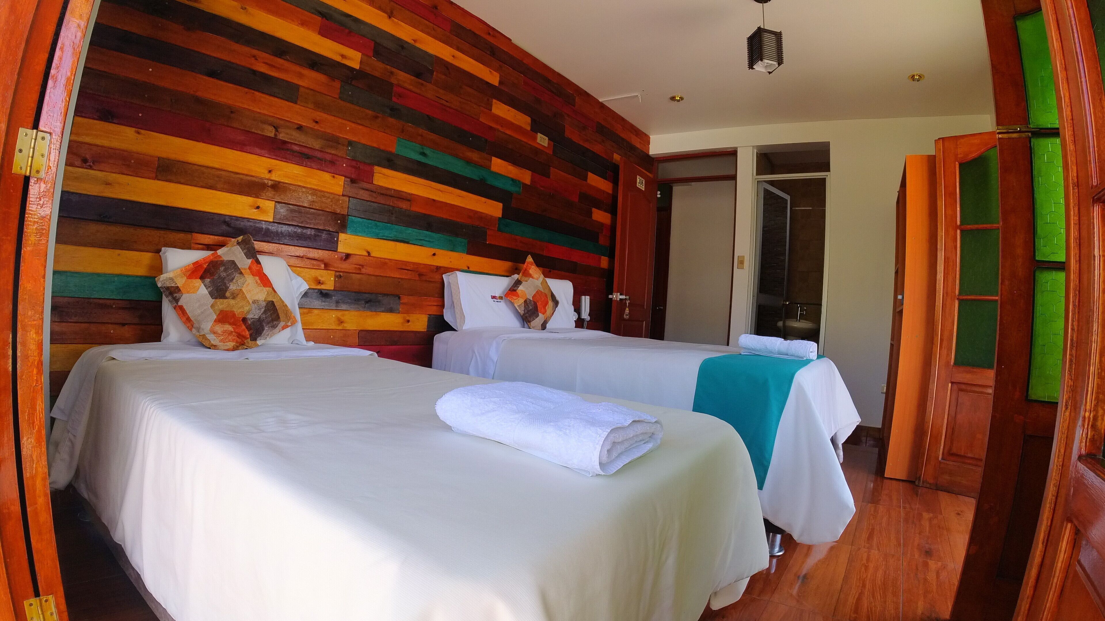 Free WiFi, bed sheets