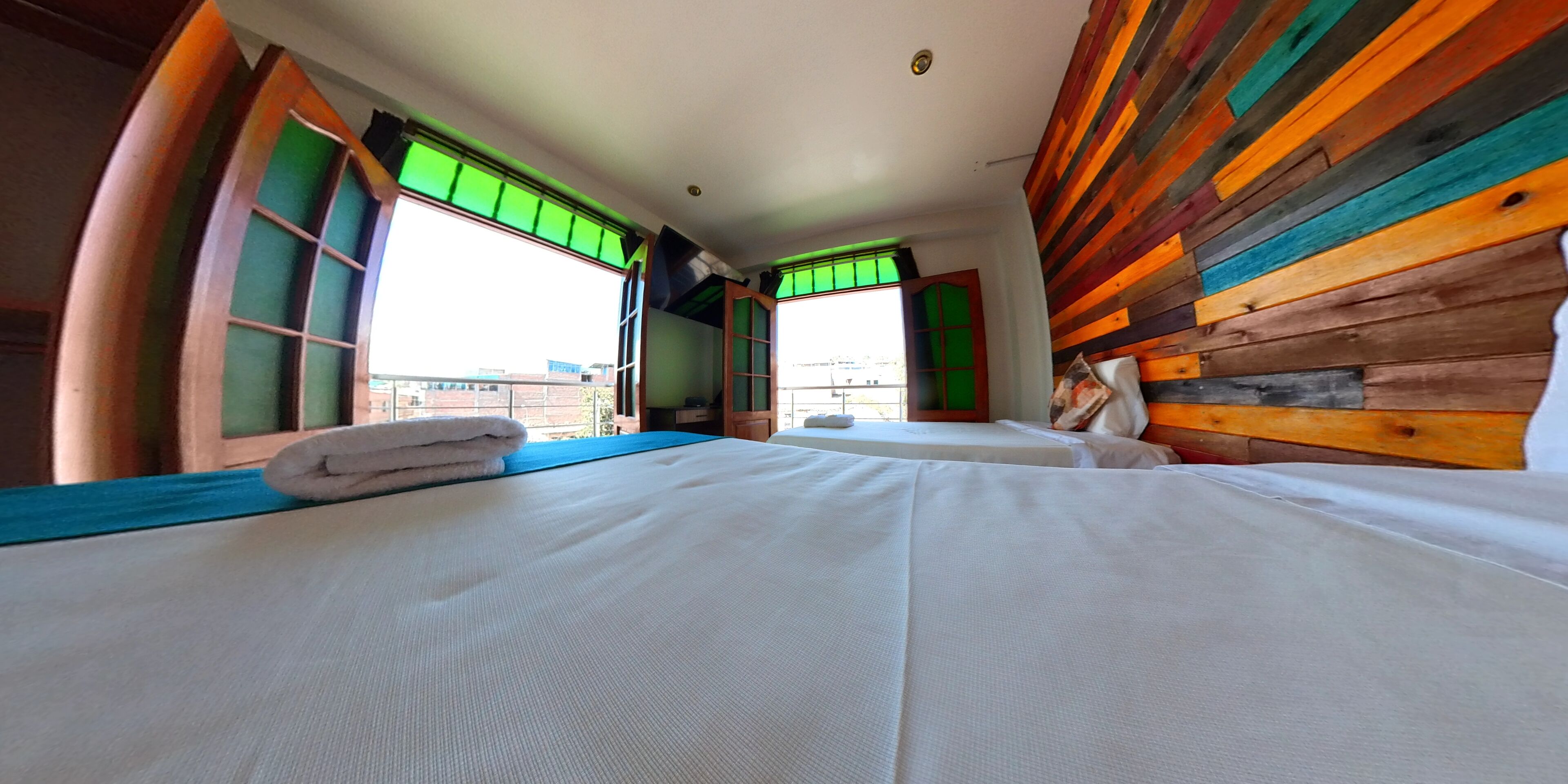 经典双人房或双床房 | 免费 WiFi、床单