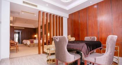 Ruixia Business Hotel