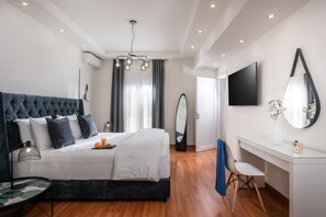 4 slaapkamers, een bureau, geluiddichte muren