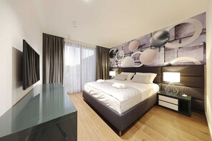 3 Schlafzimmer, Schreibtisch, Bügeleisen/Bügelbrett, kostenloses WLAN
