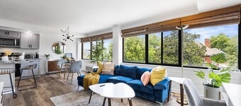 The View on Clinch (0.5 mi Neyland, 0.3 mi UTK)