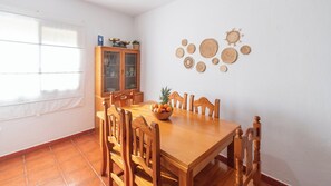 Dining - Casa Campo Chimenea Rincón de la Victoria by Ruralidays (Málaga)