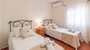 3 camere, ferro/asse da stiro, Wi-Fi