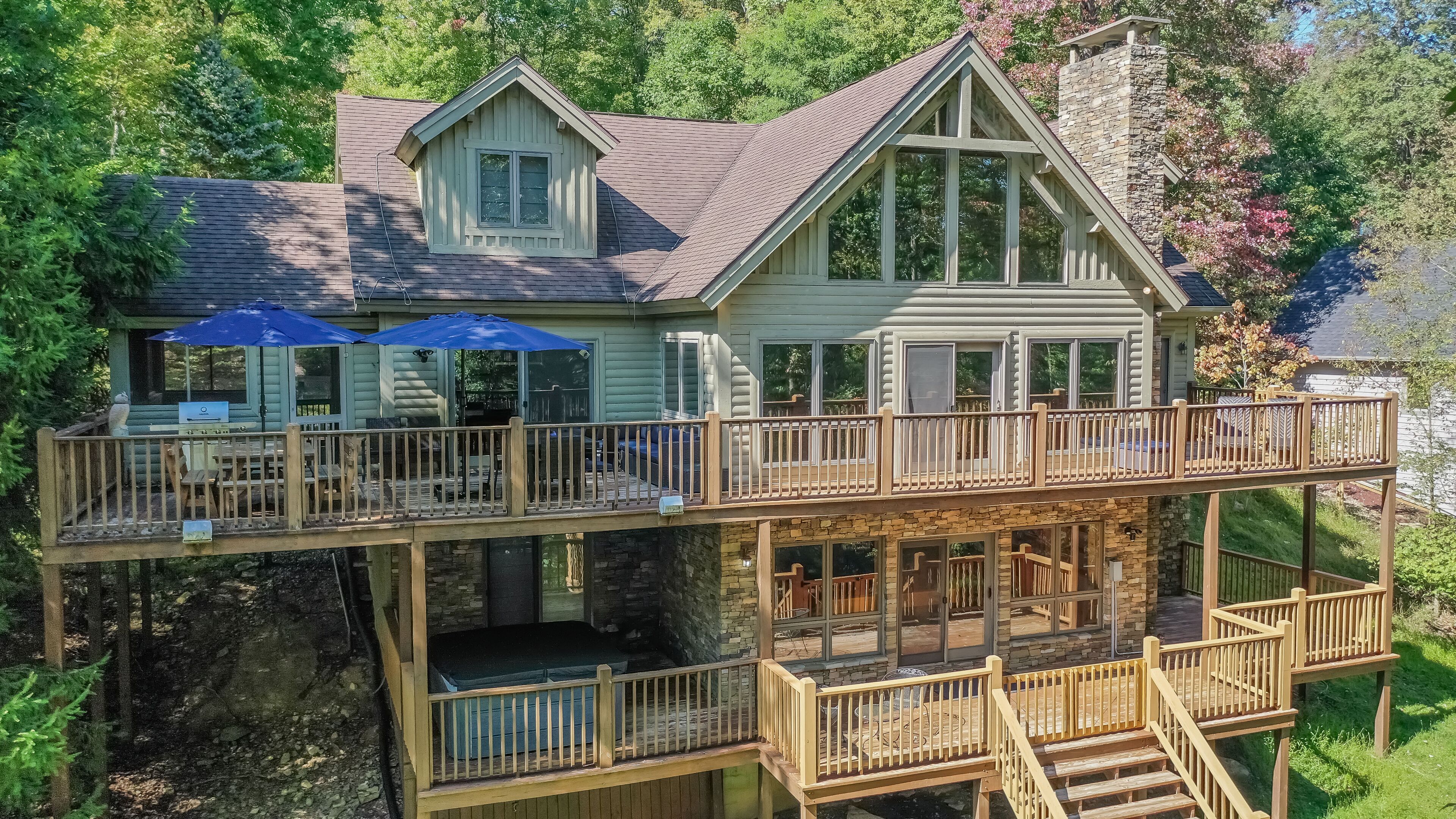 Loch Nest | Lakefront, Private Dock, Dog Friendly!