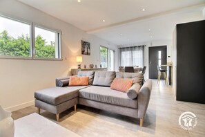 TV, table tennis - Entre Mer et Ria - PLOUHINEC (PLOUHINEC)