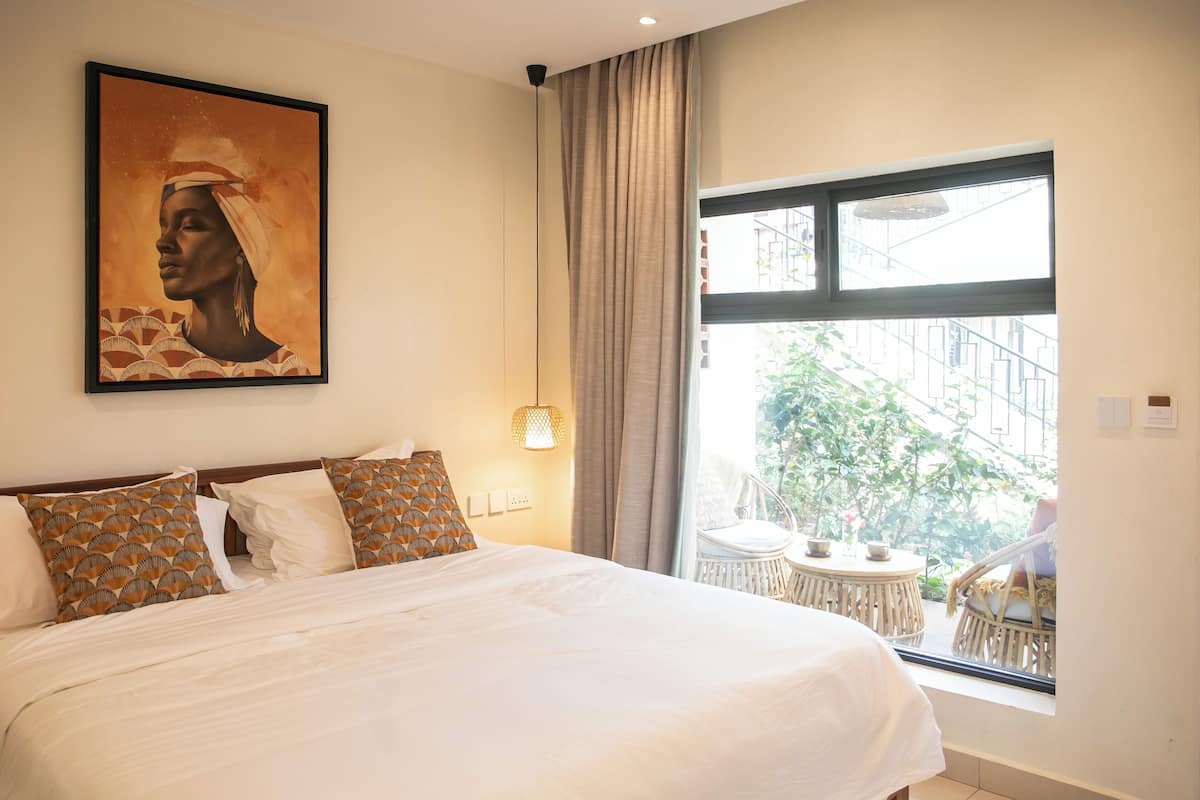 Individually decorated, individually furnished, desk, laptop workspace