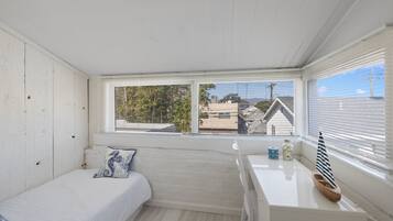 بنتهاوس بريميم | 2 عدّة غرف نوم وأغطية فراش متميزة وبديكورات فريدة لكل غرفة